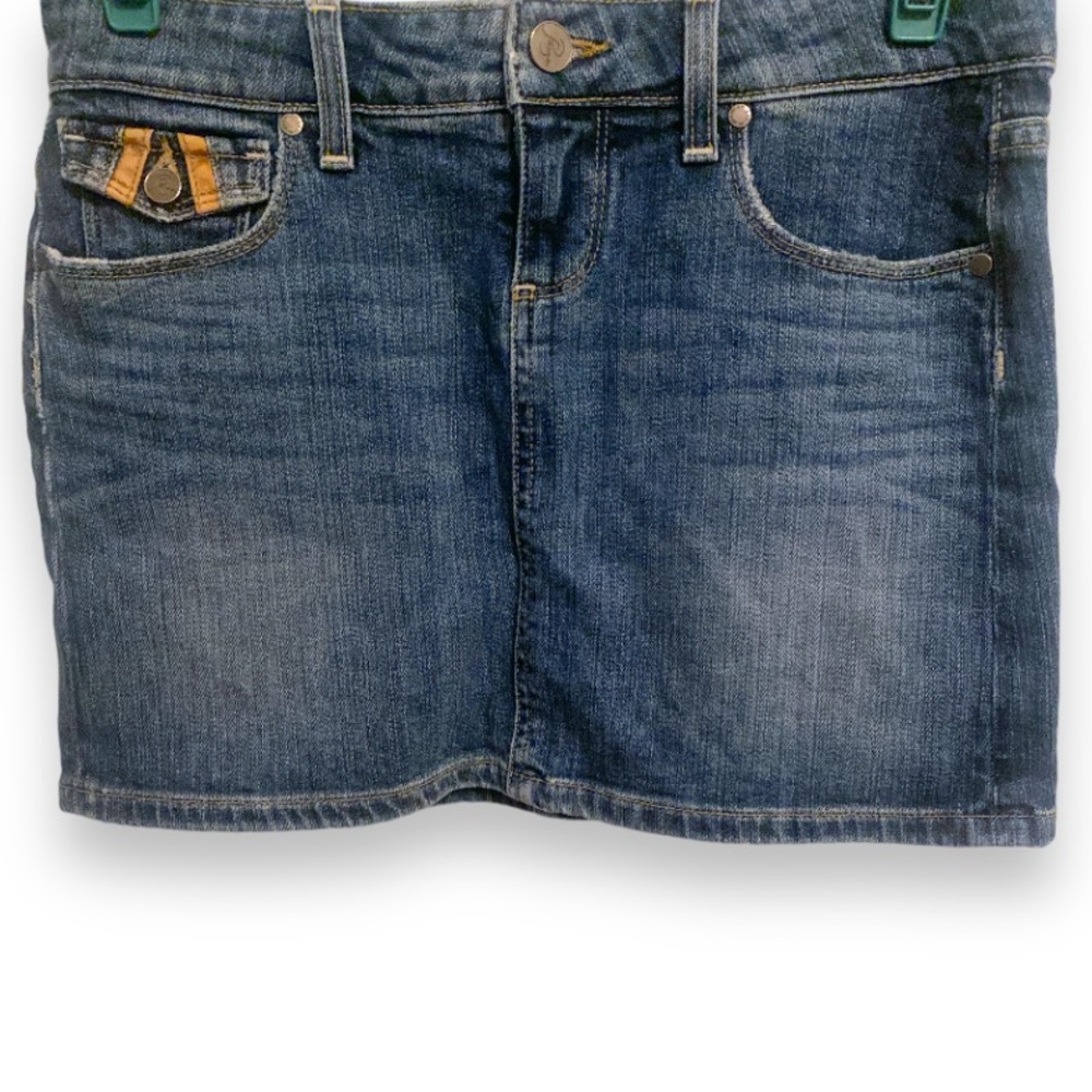 PAIGE Fairfax Embroidered Button Flap Mineral Wash Denim Jean Mini Skirt W26